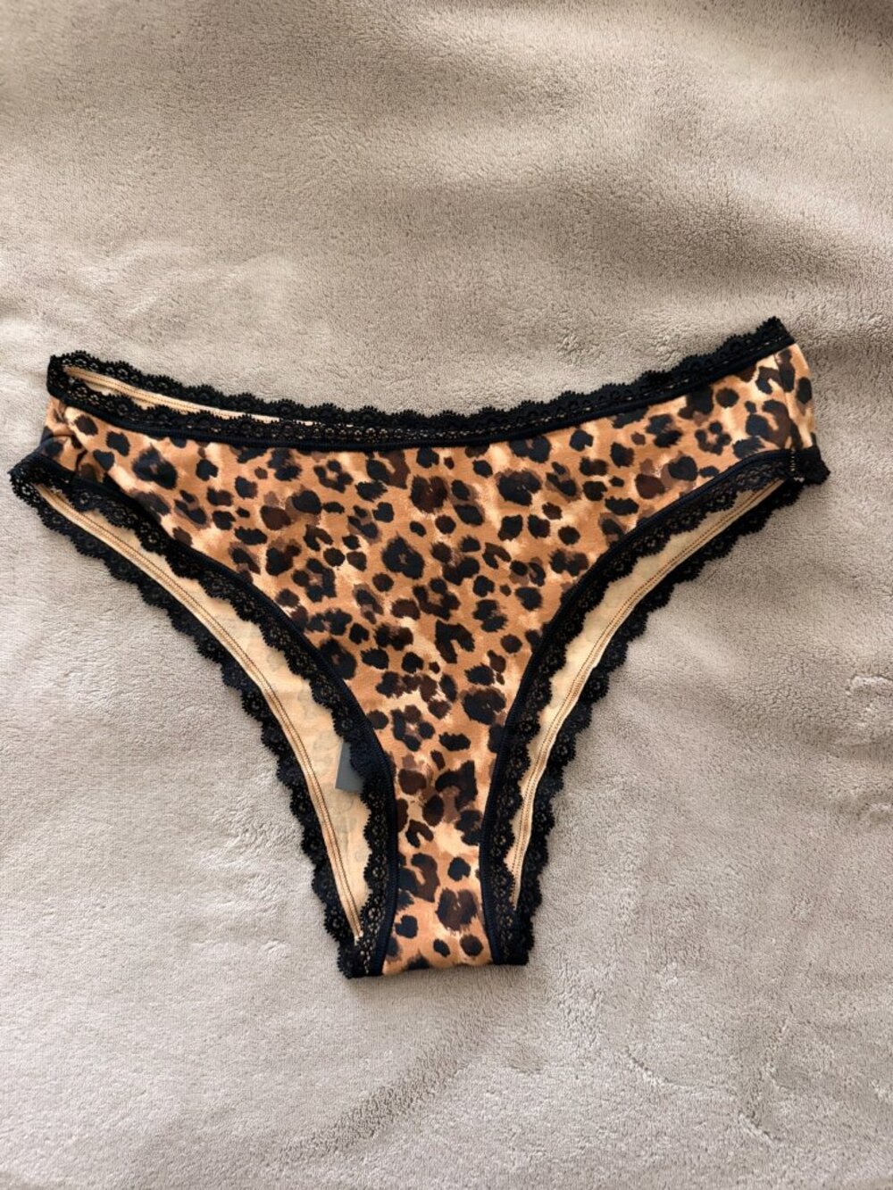 Sexy and Stylish vibrant cotton lace trim bikini/cheeky panties, size M
